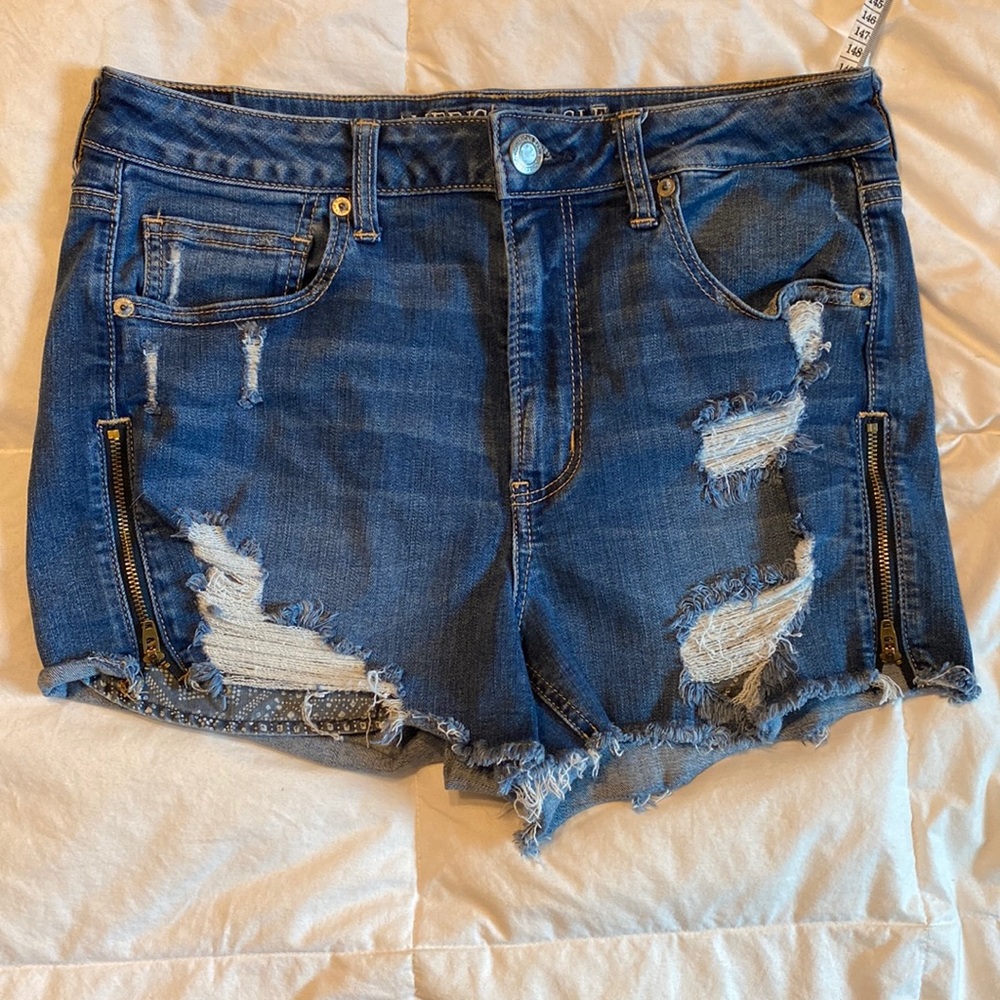 American Eagle 🦅 shorts